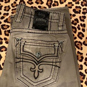 Men’s Rock Revival Alton straight size 32 jeans